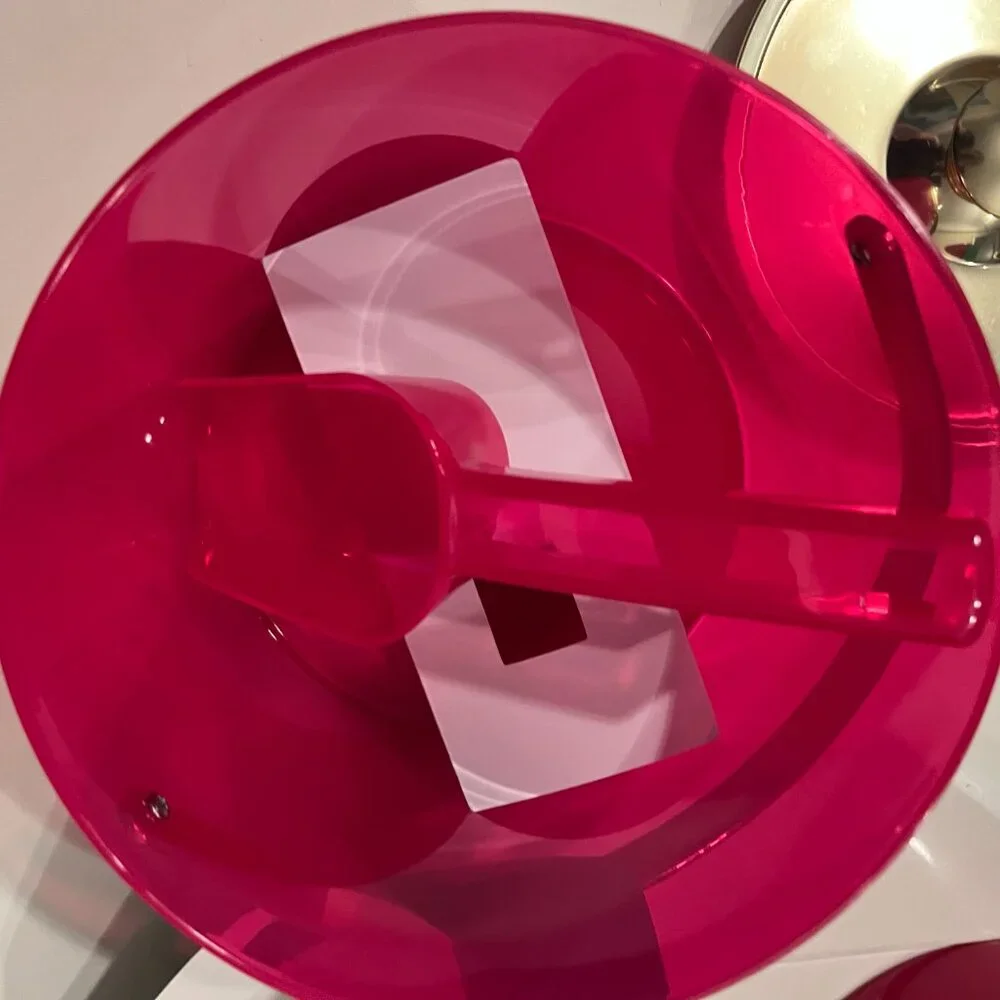 Plastic Ice‎ Bucket and Scoop (Hot Pink and Gold!) (NEW)